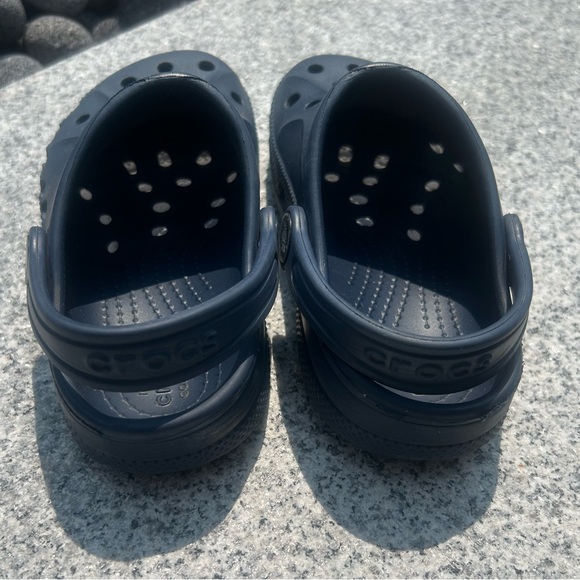 Crocs, navy. Toddler size 11. - Picture 4 of 6